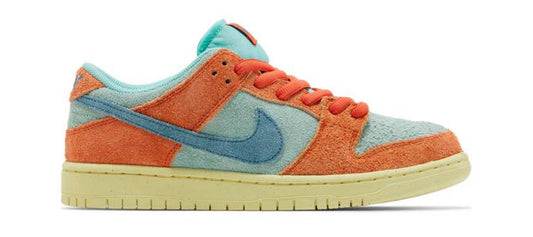 Dunk SB Low Orange Emerald DV5429-800