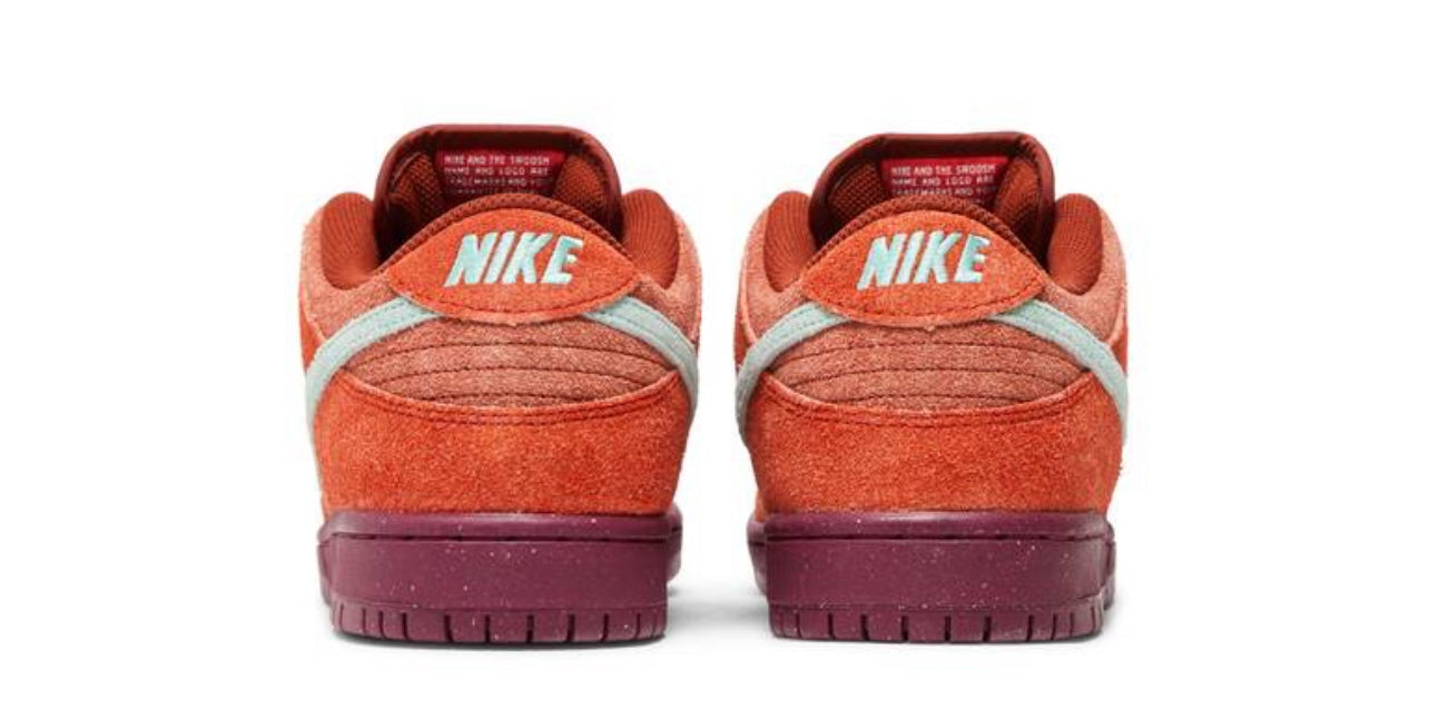 Dunk SB Low Mystic Red DV5429-601