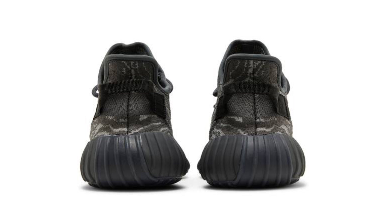 Yeezy Boost 350 V2 Dark Salt