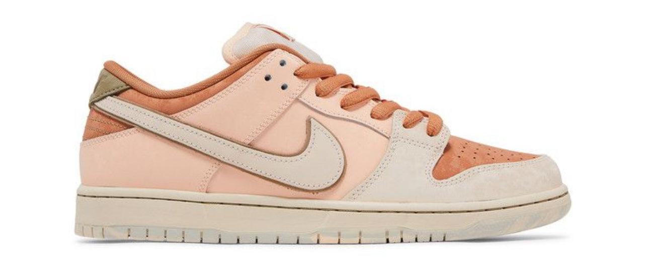 Dunk SB Low Guava Ice FV5926-200