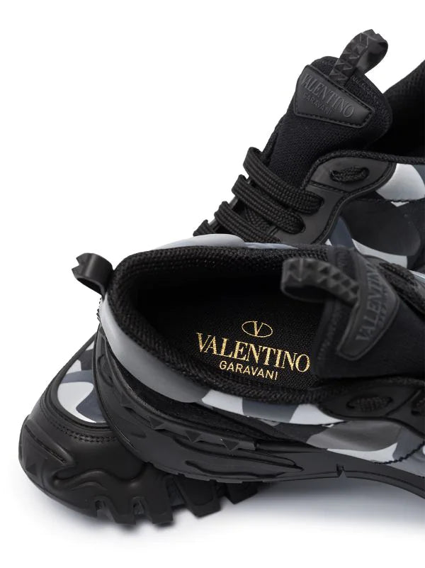 Valentino RockRunner Trainers